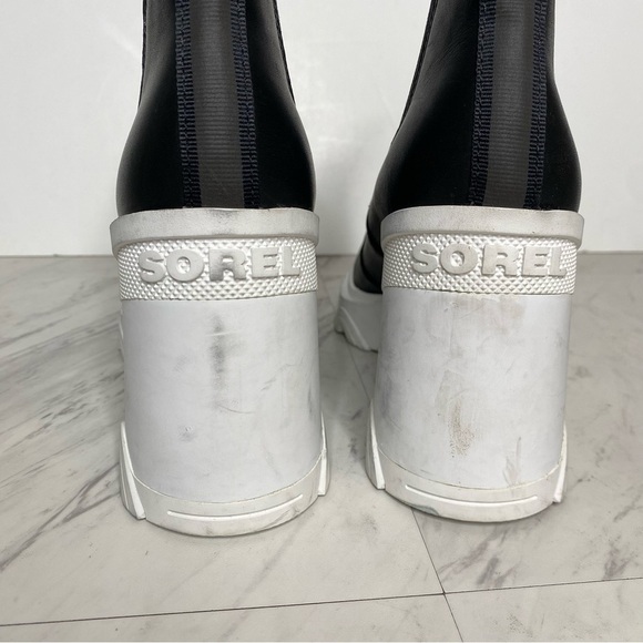 Sorel Brex Black White Leather Heeled Chelsea Bootie 7 1/2 - Picture 4 of 14